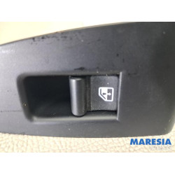 Alfa Romeo - Giulietta - Elektrisch Raam Schakelaar