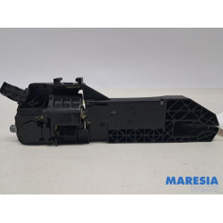 Alfa Romeo - Giulietta - Poignée portière 4portes avant droite