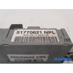 Fiat - Doblo - Fuse box