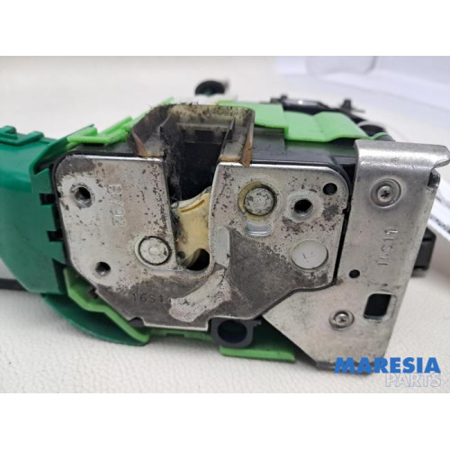 Alfa Romeo - Giulietta - Serrure portière mécanique 4portes avant gauche