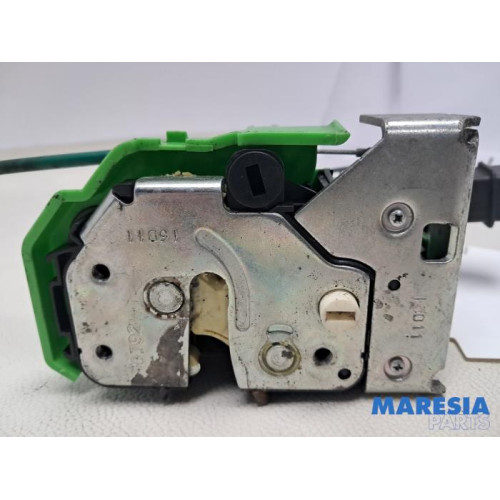 Alfa Romeo - Giulietta - Serrure portière mécanique 4portes arrière droite
