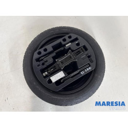 Renault - Captur - Krikset + reservewiel