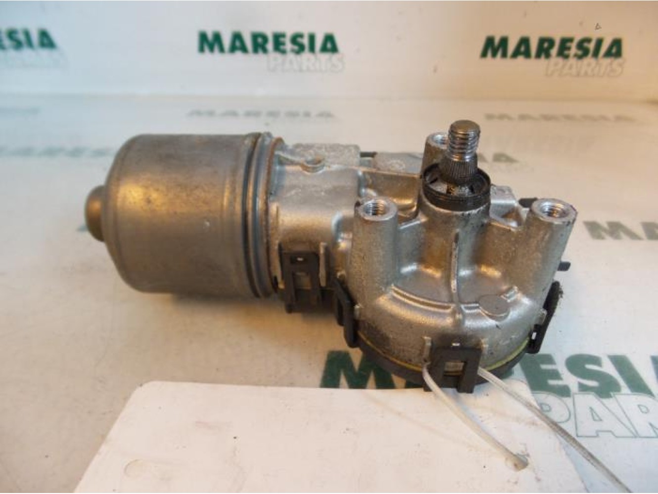 Peugeot - 206 - Front wiper motor