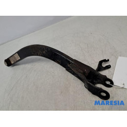 Alfa Romeo - Giulietta - Bras de suspension haut arrière droit