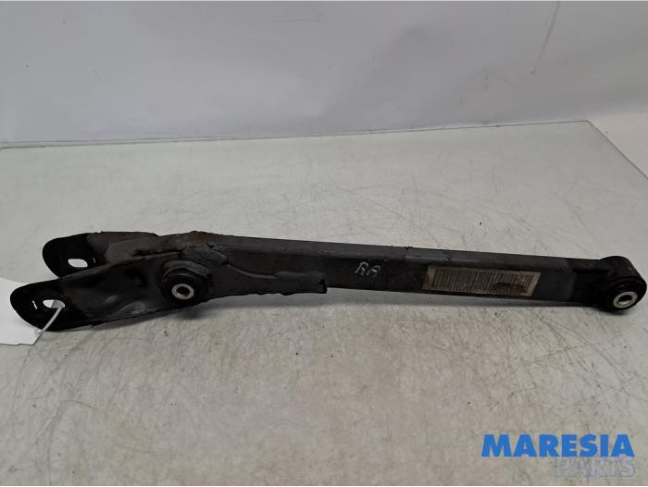 Alfa Romeo - Giulietta - Bras de suspension bas arrière droit