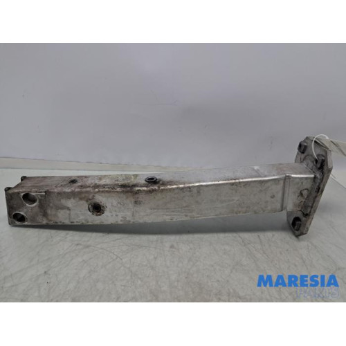 Alfa Romeo - Giulietta - Frontdeel steun