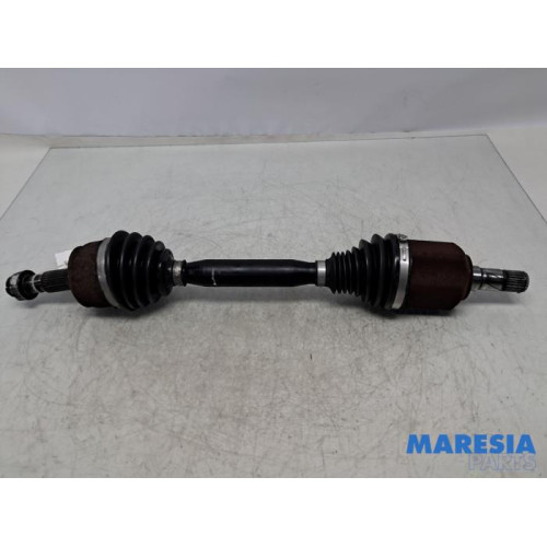 Alfa Romeo - Giulietta - Aandrijfas links-voor