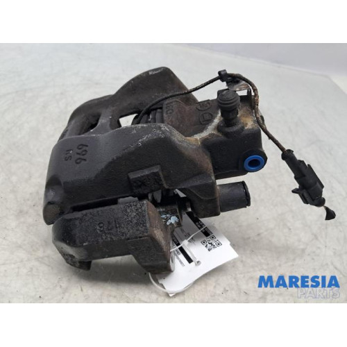 Alfa Romeo - Giulietta - Remklauw (Tang) links-voor