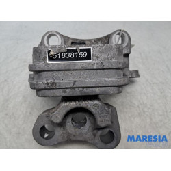 Alfa Romeo - Giulietta - Support boîte de vitesse