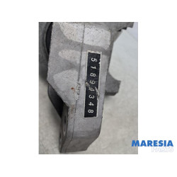 Alfa Romeo - Giulietta - Motorsteun