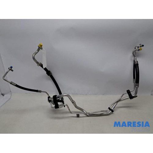 Peugeot - 308 - Airco Leiding