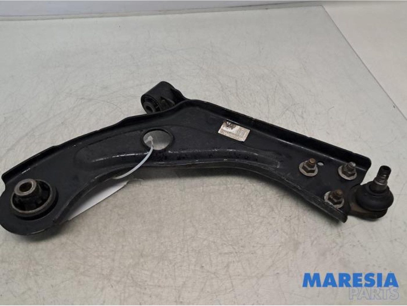 Peugeot - 308 - Bras de suspension bas avant droit