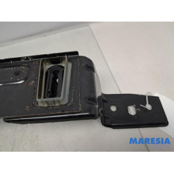 Peugeot - 308 - Barre radiateur