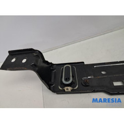 Peugeot - 308 - Barre radiateur