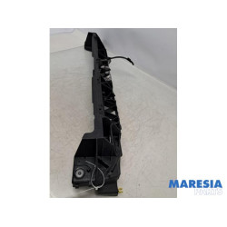 Peugeot - 308 - Plaque de serrure avant