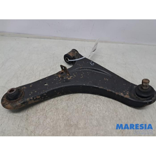 Citroen - C-Zero - Front lower wishbone, right