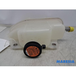 Citroen - C-Zero - Ausgleichsbehälter