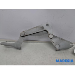 Citroen - C-Zero - Charnière capot