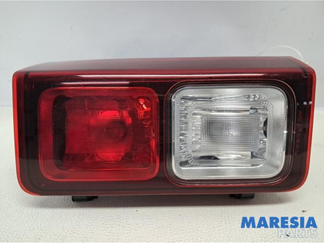 Renault - Trafic - Achterlicht links