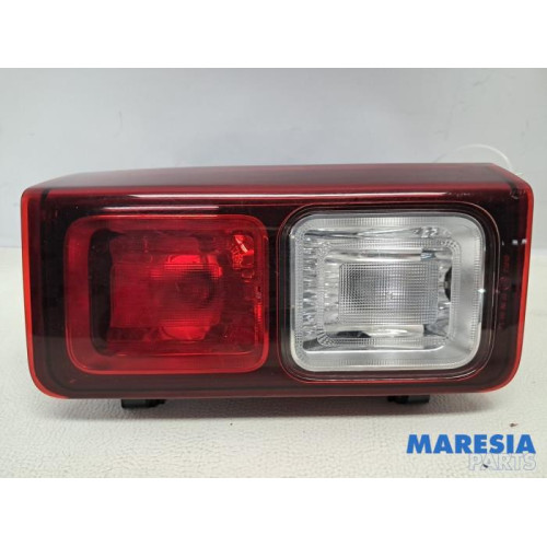 Renault - Trafic - Achterlicht links