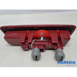 Renault - Trafic - Feu de freinage supplémentaire centre