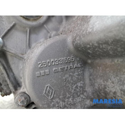 Renault - Captur - Versnellingsbak