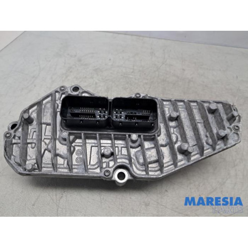 Renault - Captur - Ordinateur réservoir automatique