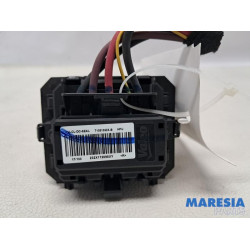 Renault - Trafic - Kachel Weerstand