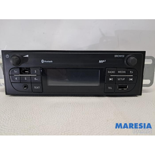 Renault - Trafic - Radio