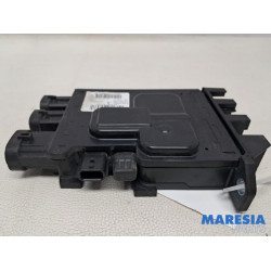 Renault - Trafic - Voltage regulator
