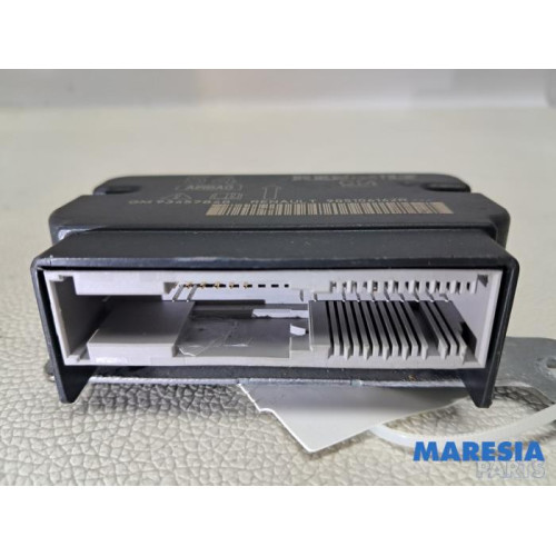 Renault - Trafic - Module airbag 