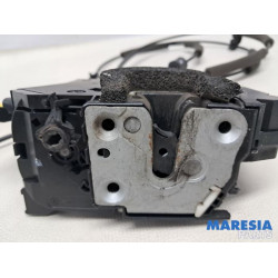 Renault - Trafic - Sliding door lock mechanism, right