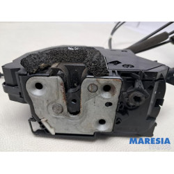 Renault - Trafic - Schiebetür Schließmechanik links