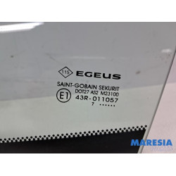 Renault - Trafic - Dreieckfenster links vorne