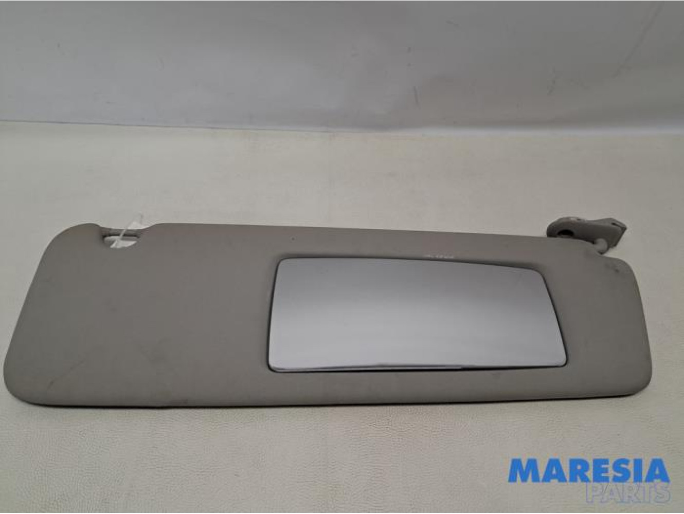 Renault - Trafic - Sonnenblende