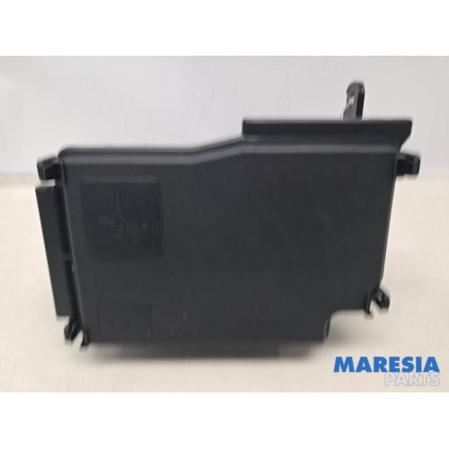 Renault - Trafic - Fuse box