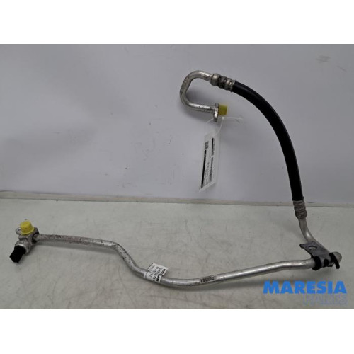 Renault - Trafic - Air conditioning line