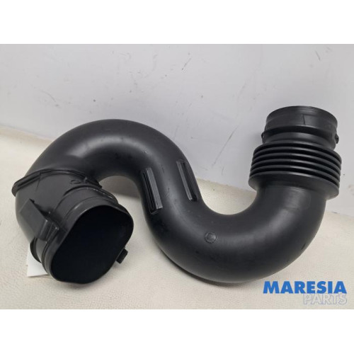 Renault - Trafic - Ansaugschlauch Luft