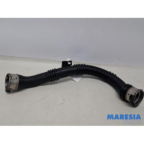 Renault - Trafic - Intercooler hose