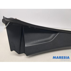 Renault - Trafic - Voorruitlijst