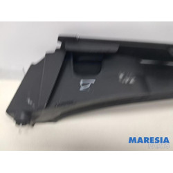 Renault - Trafic - Voorruitlijst