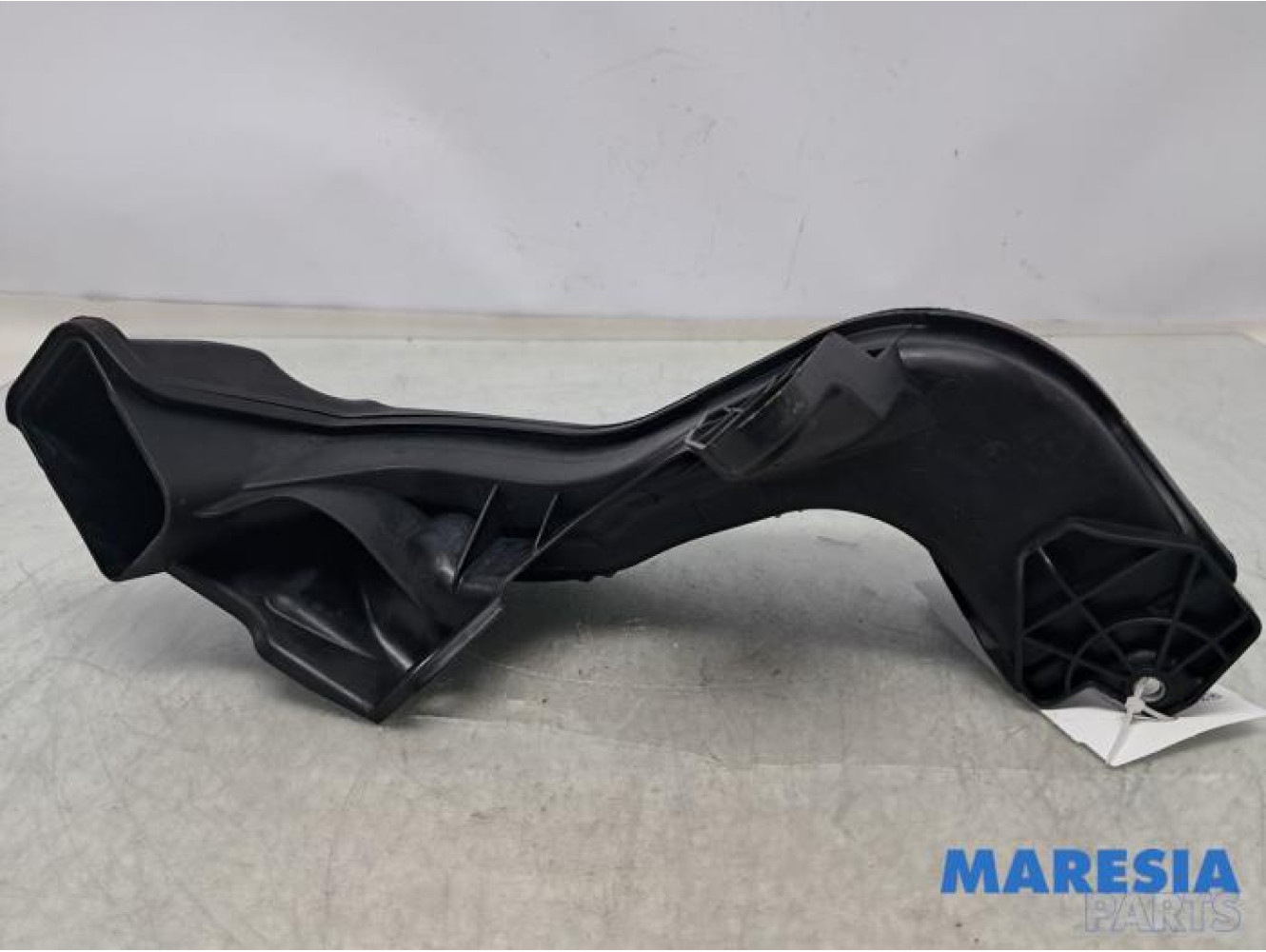 Renault - Trafic - Ansaugschlauch Luft