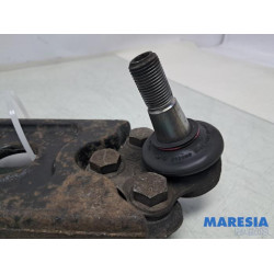 Renault - Trafic - Querlenker unten rechts vorne