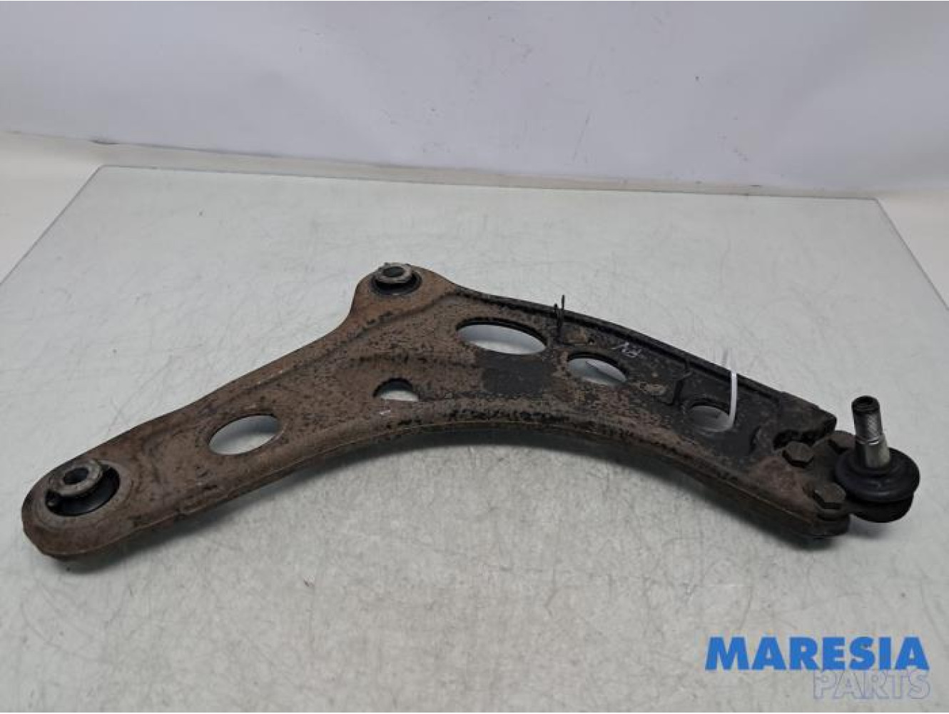 Renault - Trafic - Querlenker unten rechts vorne