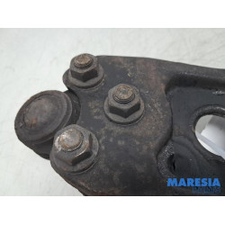Renault - Trafic - Bras de suspension bas avant gauche