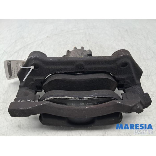 Renault - Trafic - Front brake calliper, left