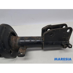 Renault - Trafic - Schokdemperpoot links-voor