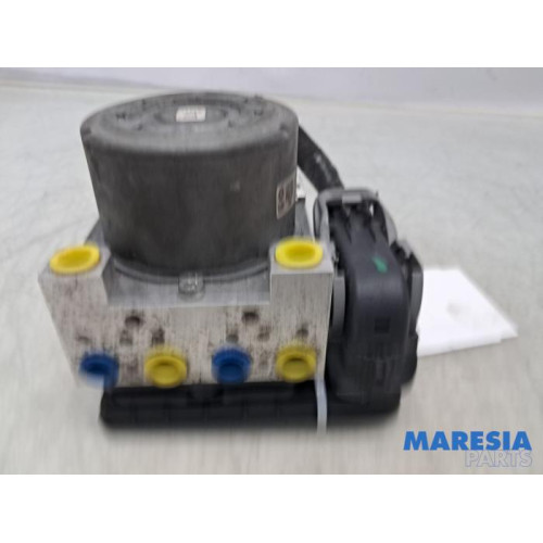 Renault - Trafic - ABS Pomp