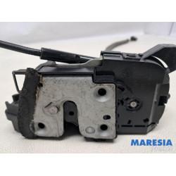 Renault - Captur - Deurslot Mechaniek 4Deurs rechts-voor