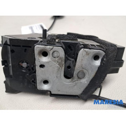 Renault - Captur - Serrure portière mécanique 4portes arrière droite